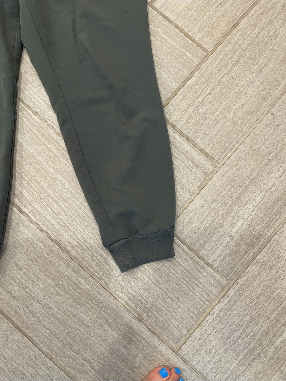 Figs High Waisted Zamora Jogger Scrub Pants - Picture 3 of 3